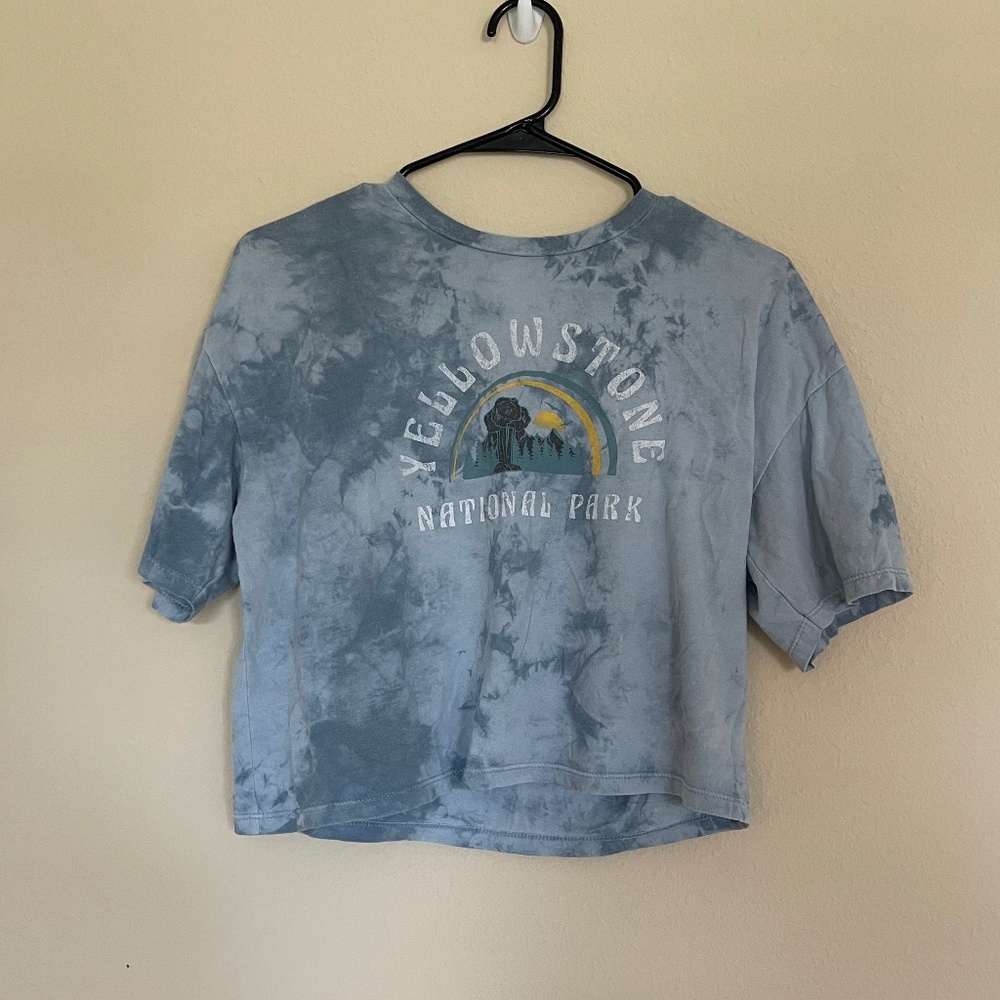 Yellowstone National Park Cropped Tee